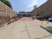 Se Vende Amplio Local Comercial De 1000 M2
