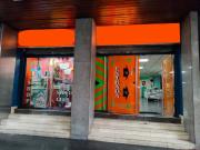 Se vende amplio local en Zabalburu