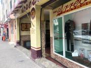 Se vende amplio local muy cerca de la lagunilla
