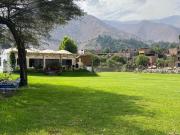Se vende amplio terreno, cerca la carretera central