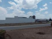 Se vende amplio terreno en Privada exclusiva en Zona...