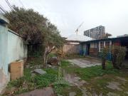 Se vende amplio terreno. La Cisterna