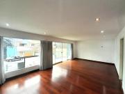 SE VENDE AMPLIO Y ACOGEDOR DEPARTAMENTO EN SANTIAGO DE SURCO