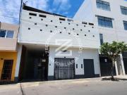 SE VENDE AMPLIO Y CÉNTRICO LOCAL EN EL CORAZÓN DE SURQUILLO