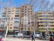 SE VENDE AMPLIO Y LUMINOSO PISO EN PASSEIG SUNYER