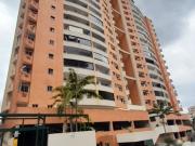 Se vende apartamento 110m2 El Parral 0780