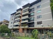 Se vende apartamento 162m2 Cumbres de Curumo 2360