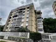 Se vende apartamento 79m2 Caurimare 4702