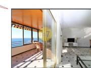 SE VENDE APARTAMENTO CON 4 DORMITORIOS EN PRIMERA LINEA...