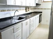 SE VENDE APARTAMENTO EN CAMINO REAL DE 155 M2 EN PISO 3...