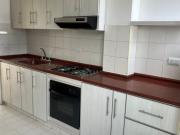 SE VENDE APARTAMENTO EN LA FLORA EN EDIFICIO DE 120 M2...