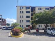 Se Vende Apartamento en Paraparal, Res. Caranday, Agua...