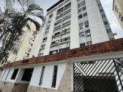 Se vende Apartamento en Valles de Camoruco. Res. Canaima