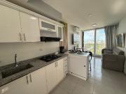 SE VENDE APARTAMENTO PISO ALTO SUNSET 47 TORICES AMOBLADO