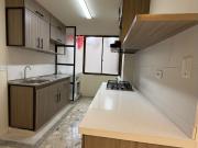 SE VENDE APARTAMENTO REMODELADO EN CENTRO PISO 3 CERCA...