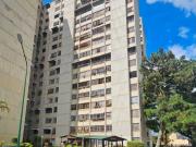 Se vende Apartamento Remodelado En la Rosaleda Sur San...