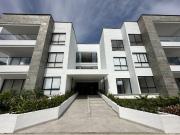 Se Vende Apartasuite Campestre Condominio Lagos De Iraka