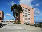 Se vende apto 132m2 2h+1s+2b+1s+2p+1m Alto Hatillo RG