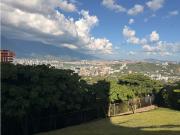 Se vende apartamento 216m2 Colinas de Bello Monte 9903