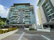 Se vende Apto 80m² 1h/1.5b/2e Lomas de Las Mercedes