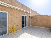 Ático en el centro de La Cañada, con espléndida terraza,...