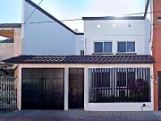 SE vende bonita casa Cantera de Manzanares, Parque...