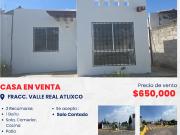 Se vende bonita casa en fraccionamiento Valle Real...