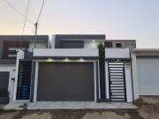 Se Vende Bonita Casa en Las Lomitas