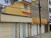 SE VENDE BONITA CASA EN NEZAHUALCOYOTL