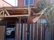 SE VENDE BONITA CASA EN SECTOR EL SENDERO 4 DORMITORIOS...