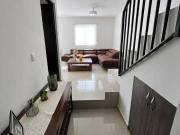 Se vende bonita casa equipada en fraccionamiento privado...