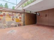 Se vende bonita casa para remodelar cerca del Aeropuerto