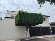 Se vende bonita residencia en C.F.E
