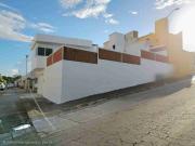 SE VENDE BONITA Y AMPLIA CASA EN ESQUINA EN PALMA REAL