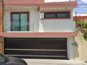 SE VENDE BONITA Y AMPLIA CASA EN NAYARIT