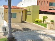 SE VENDE BONITA Y AMPLIA CASA EN PUERTO VALLARTA, JALISCO
