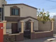 SE VENDE BONITA Y AMPLIA CASA EN |saltillo, coahuila