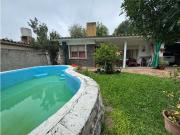 Se vende carlos paz casa más departamento con pileta centro