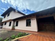 Se vende casa espectacular La Lagunita 0681