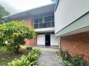 Se vende casa 1065m² 5h+2s/5b+2s/4p El Paraíso Se vende casa 1065m² 5h+2s/5b+2s/4p El Paraíso