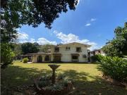 Se vende Casa 1450m² 4h+1s/6b+1s/6p,Prados del este Se vende Casa 1450m² 4h+1s/6b+1s/6p,Prados del este