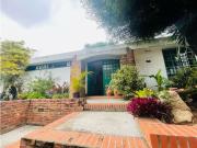 Se vende casa 250m2 Colina de Los Ruices 5973