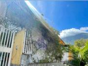 Se vende casa 300m2 Santa Eduvigis 5339