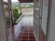 Se vende casa 300m2 Colinas de la California 0836