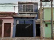 SE VENDE CASA
