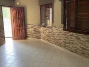 SE VENDE CASA 3 DORM C/COCHERA Y PATIO EN STA FE