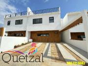 SE VENDE casa 3 pisos en Quetzal Residencial Ensenada BC