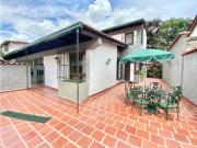 Se vende casa 468m² 4h+s∕4b+s∕4p en Los Chorros