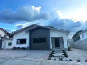 Se vende Casa 520m2. 4H+S/4B+S/6P. San Roman