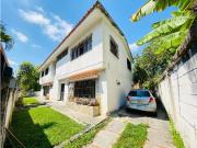 Se vende casa 543m² 6h/4b/6e Santa Maria Santa Eduvigis